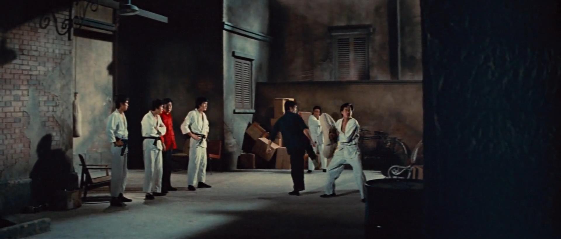 李小龙猛龙过江打斗分析,猛龙过江李小龙武术思想解析