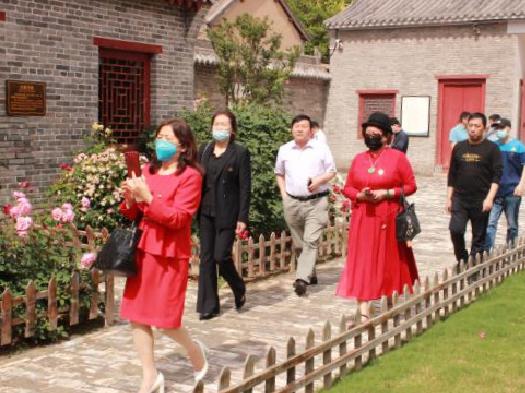 中和乾程科技发展有限公司与格中两国经济文化促进战略合作