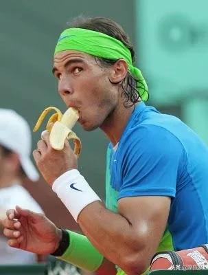 为什么赛场上总是能看见运动员吃大香蕉？