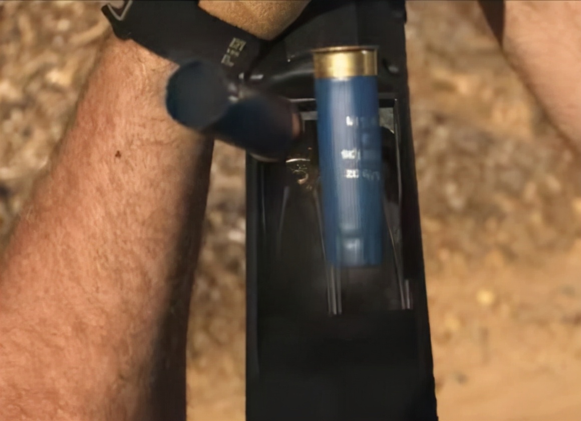 列文虎克观察什么,盘点吃鸡游戏里的各种枪械