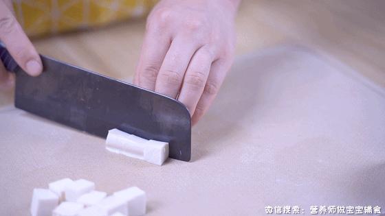 儿童补充钙铁锌硒维生素吃什么好,儿童补钙铁锌碘硒