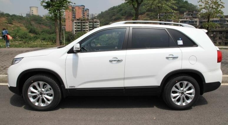 酷威柴油版对比索兰托,道奇酷威2.7八万公里