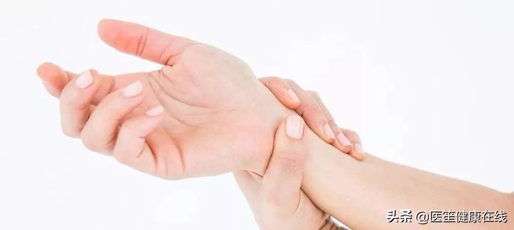 半夜突然手麻醒,半夜手麻惊醒是怎么回事