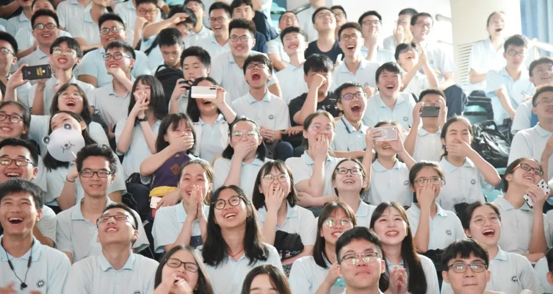 青年毛主席，榜首进一中！他曾就读的长沙市一中究竟有多牛？