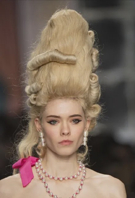 时装周卖衣服,米兰时装周爆火