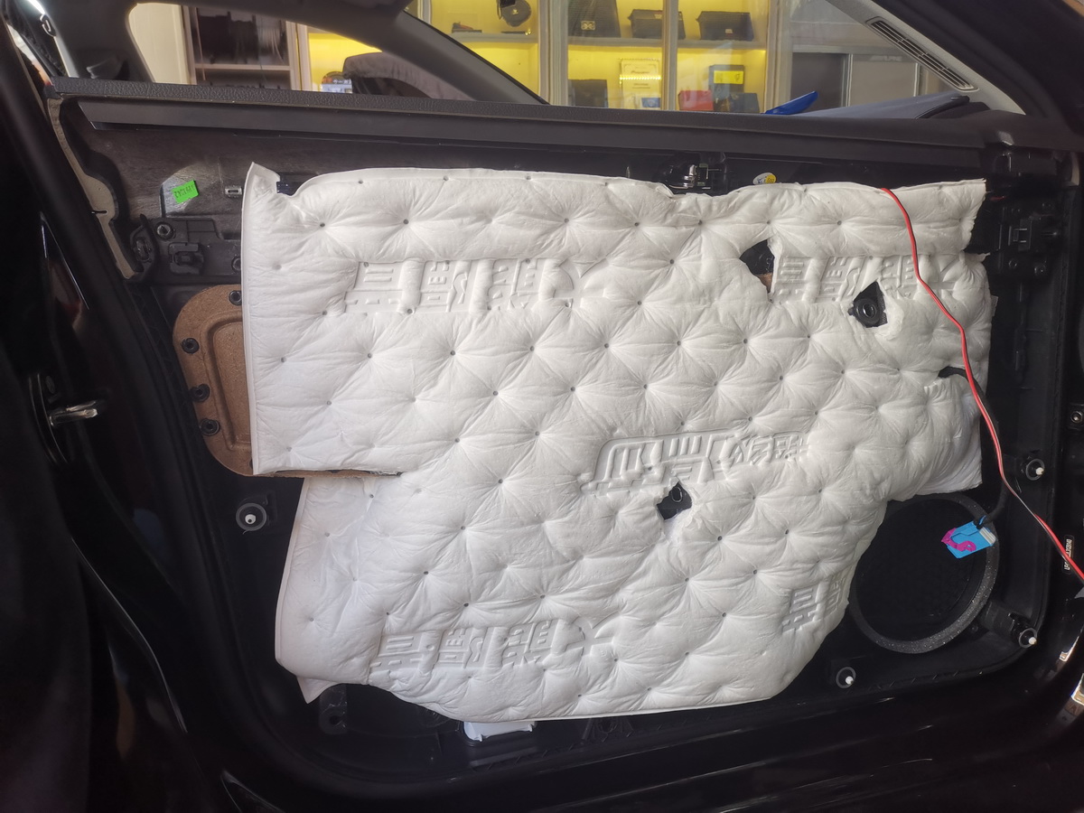 大众迈腾汽车音响隔音改装,大众迈腾加强了吗