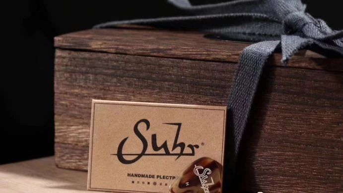 这么贵一片的吉他拨片，是交智商税还是确实能改善音色？