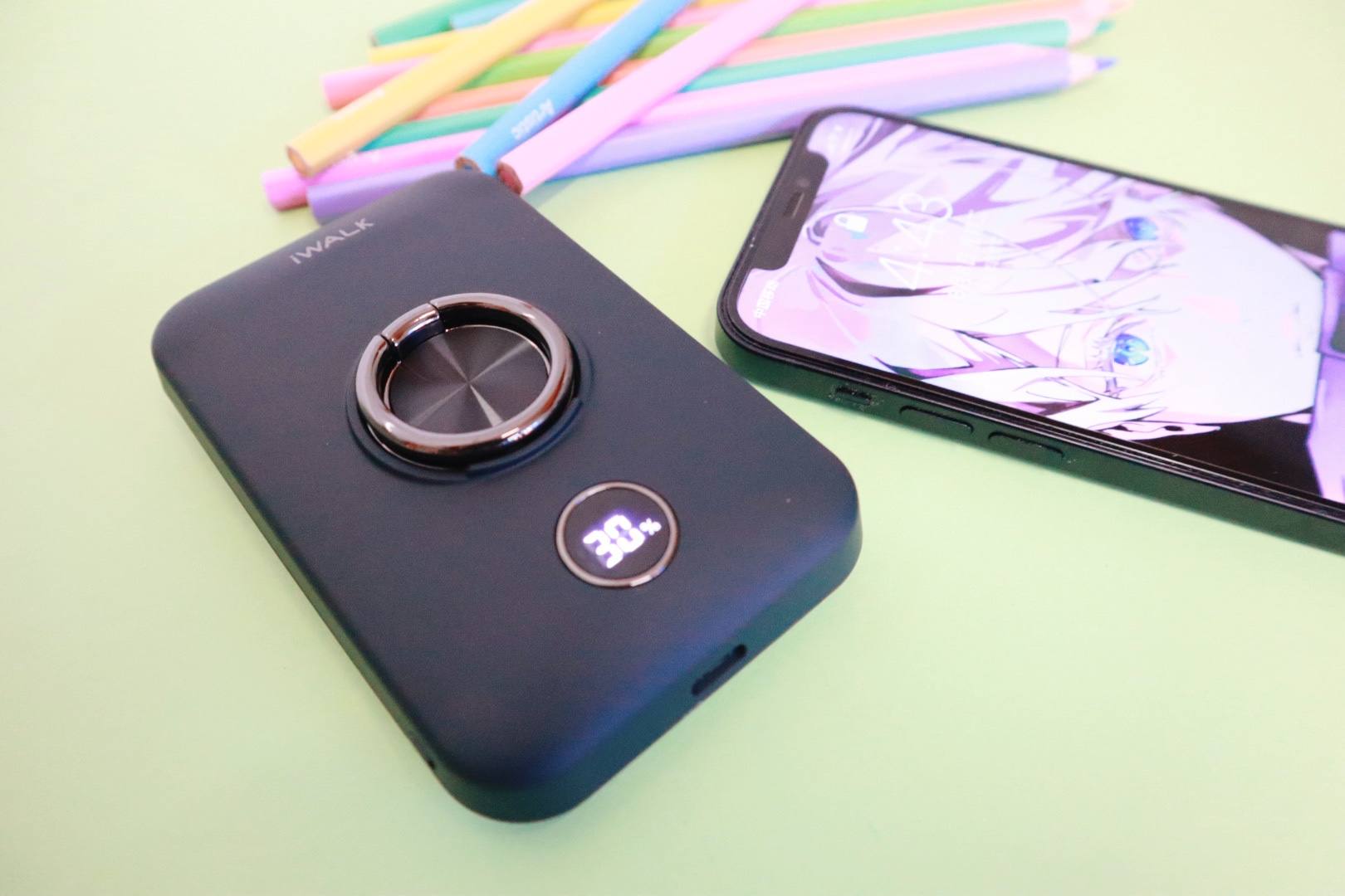 iwalk口袋无线充电宝评测,iwalk充电宝磁吸充电测试