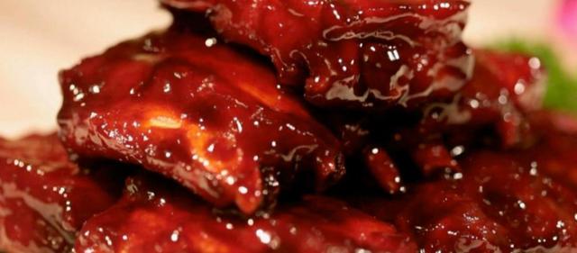 排骨买肉多的还是肉少,排骨买的上面肉好多