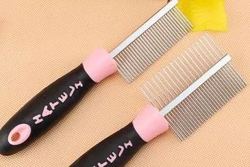 给猫梳毛能防止掉毛吗,给猫梳毛为什么猫会舒服