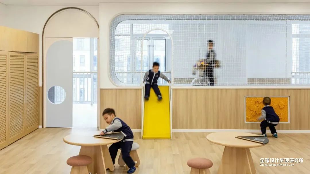 这是什么神仙奖项？获奖总数才6个？