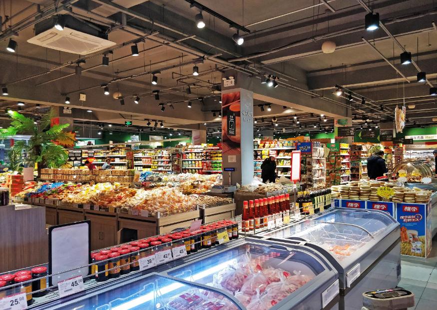 疫情下中国超市对比外国超市，厉害了我的国