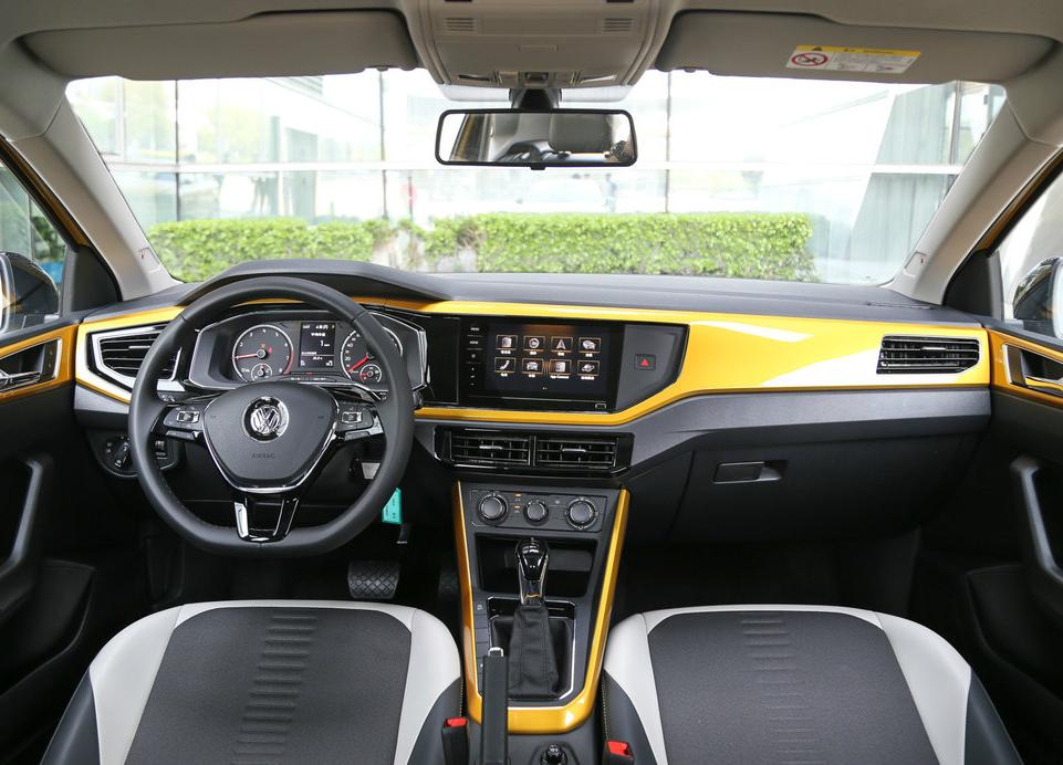 大众polo小菠萝二手,polo大众小菠萝自动挡落地价