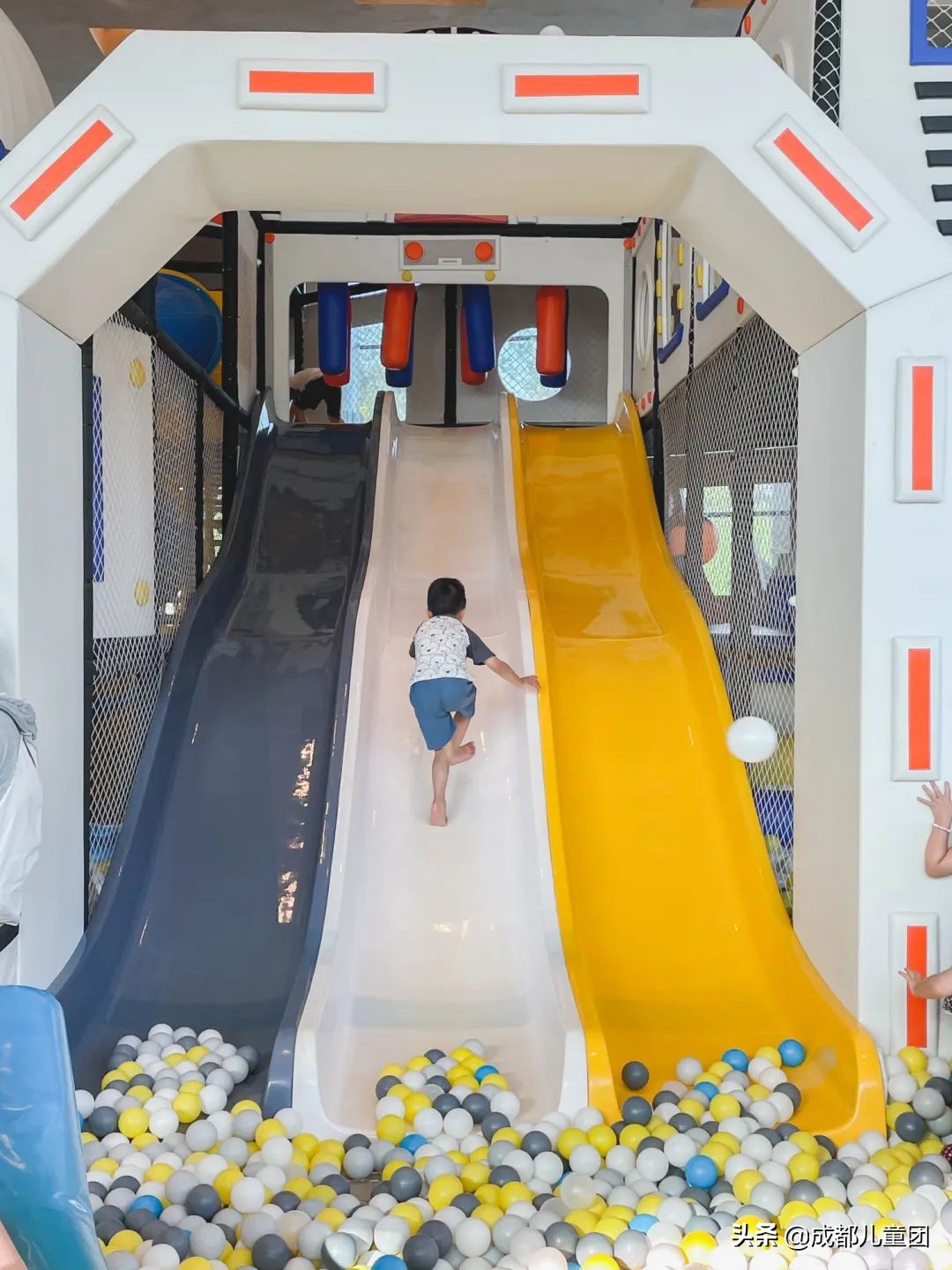 沉浸式体验儿童乐园,体验大自然中的儿童乐园