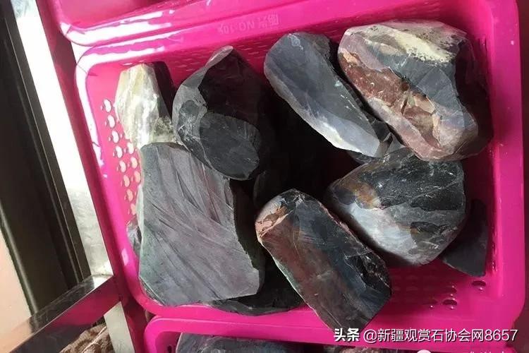 七彩阿拉善玛瑙,七彩玛瑙是怎么形成的