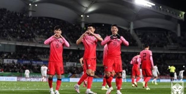 韩国对阵伊朗首发阵容,韩国vs伊拉克集锦