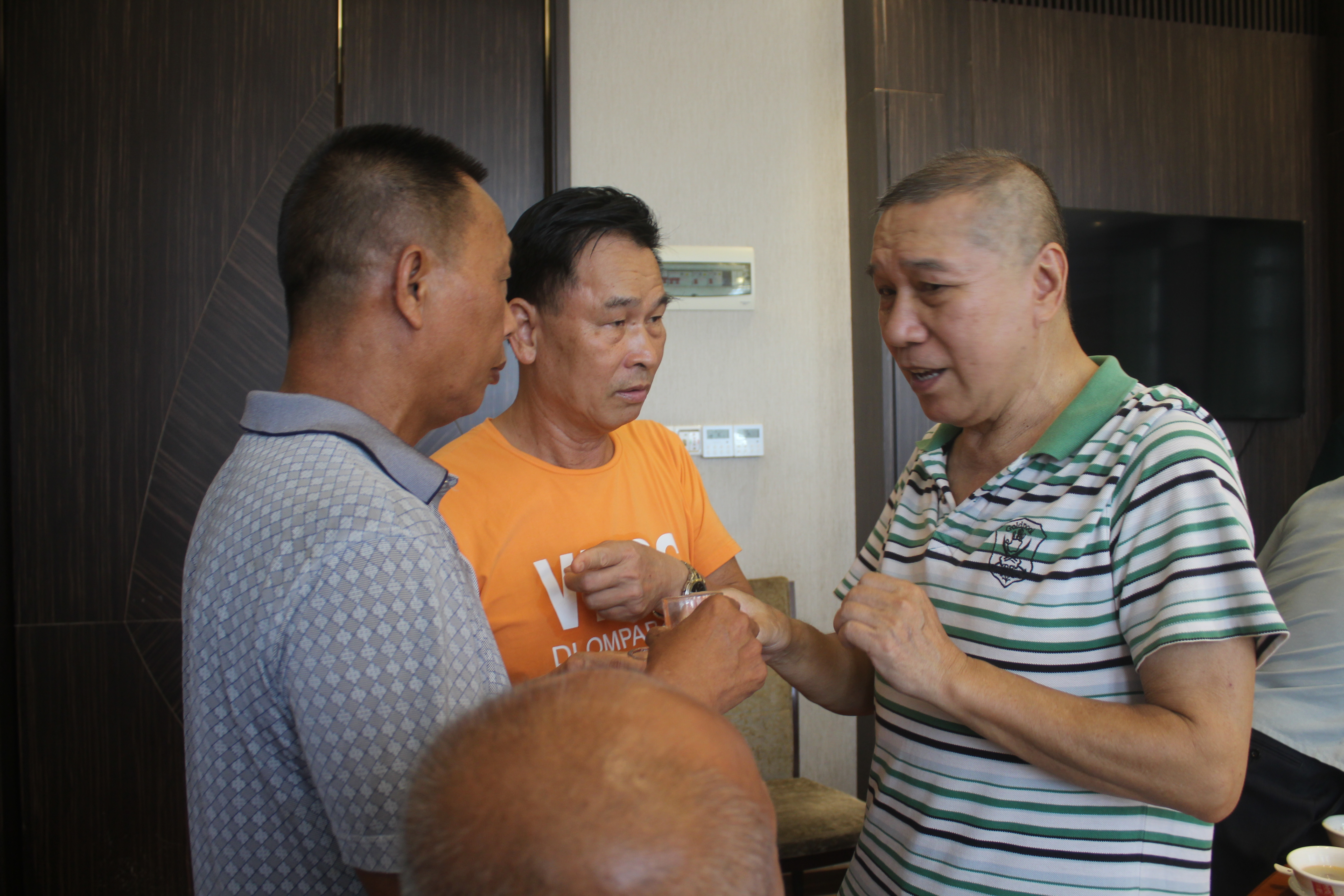 走进广空岁月永恒——地空导弹六团与四五八医院战友庆“八一”