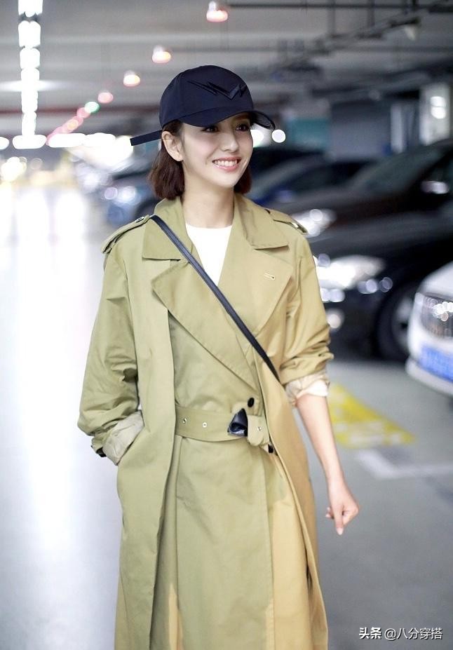 浣熶附濞呰儗甯﹁￥绌挎惌,鑳屽甫瑁ょ┛鎼濡堣