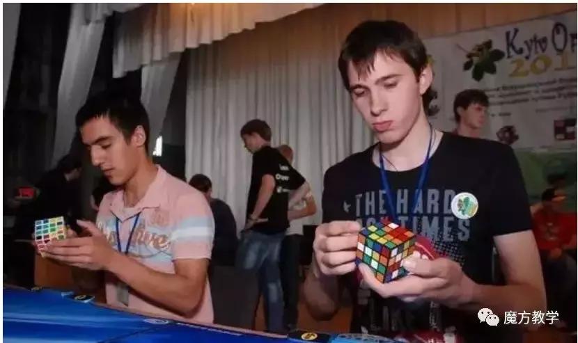 魔方40秒快速复原教程,三阶魔方还原方法40秒口诀
