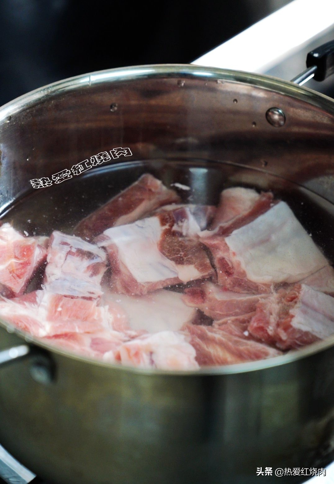 排骨上糖色后变苦的问题怎么解,糖色熬得不好有补救的方法吗