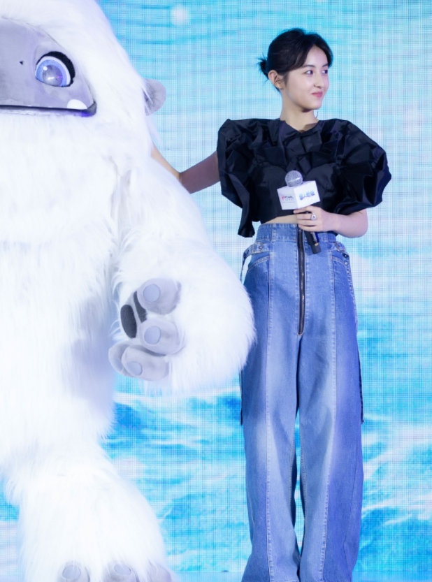 我的姐姐张子枫片段,张子枫褪去稚嫩越发少女很多