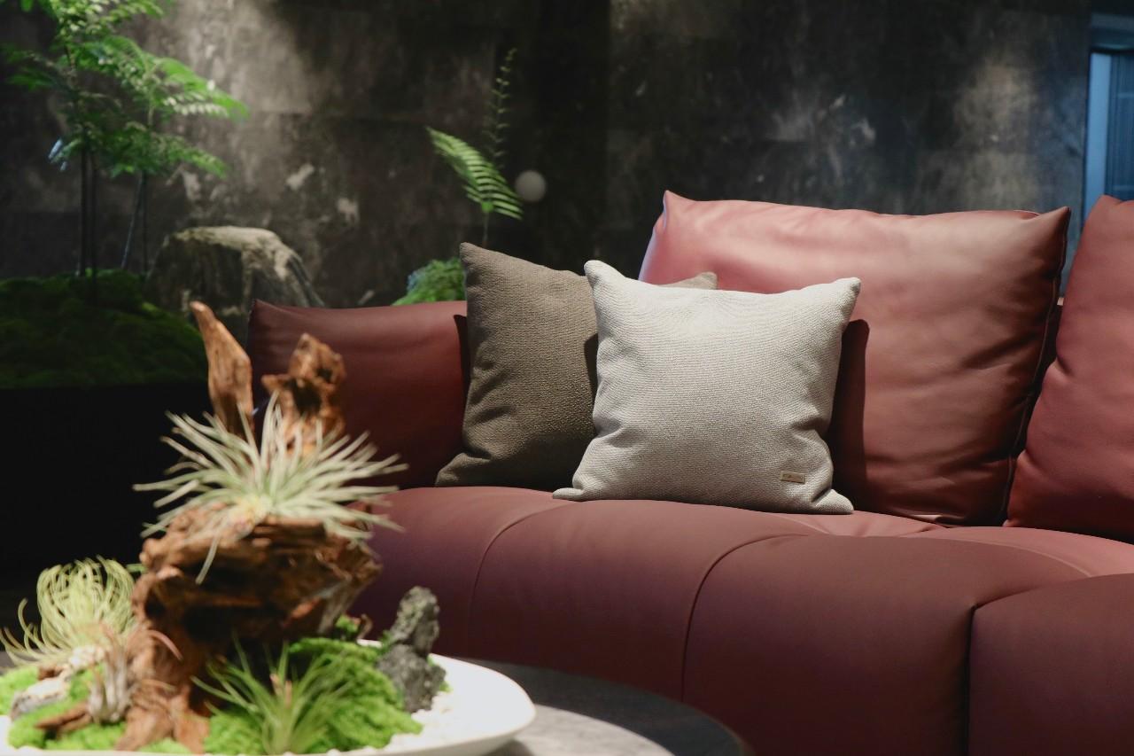 正品斯帝罗兰沙发价格,意迪森和斯帝罗兰的沙发哪家好