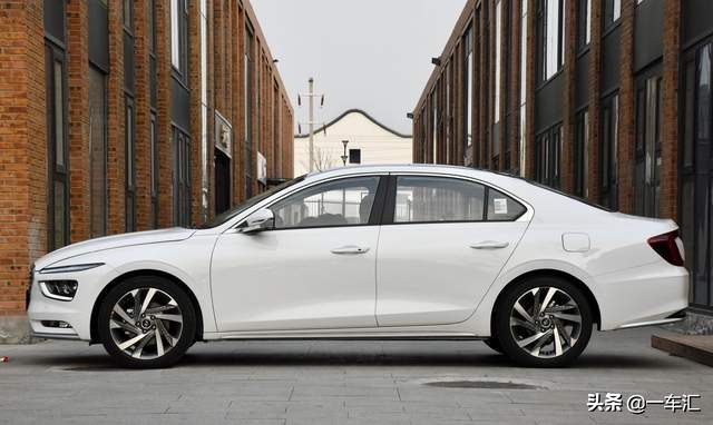 老款现代名图改新款前杠,现代菲斯塔跟现代名图