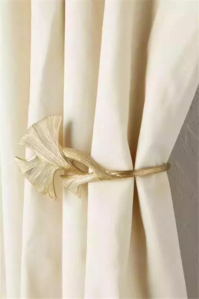 挂钩式窗帘高级感,窗帘隔几个挂钩最好看