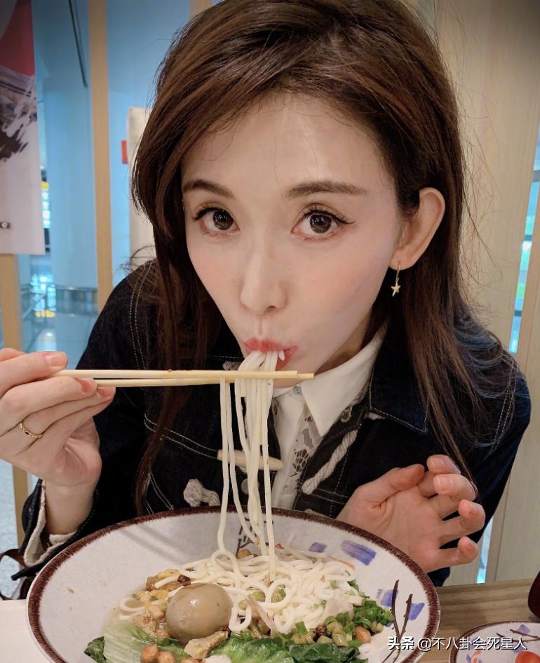 素颜显老态的女明星,35岁女明星素颜老态