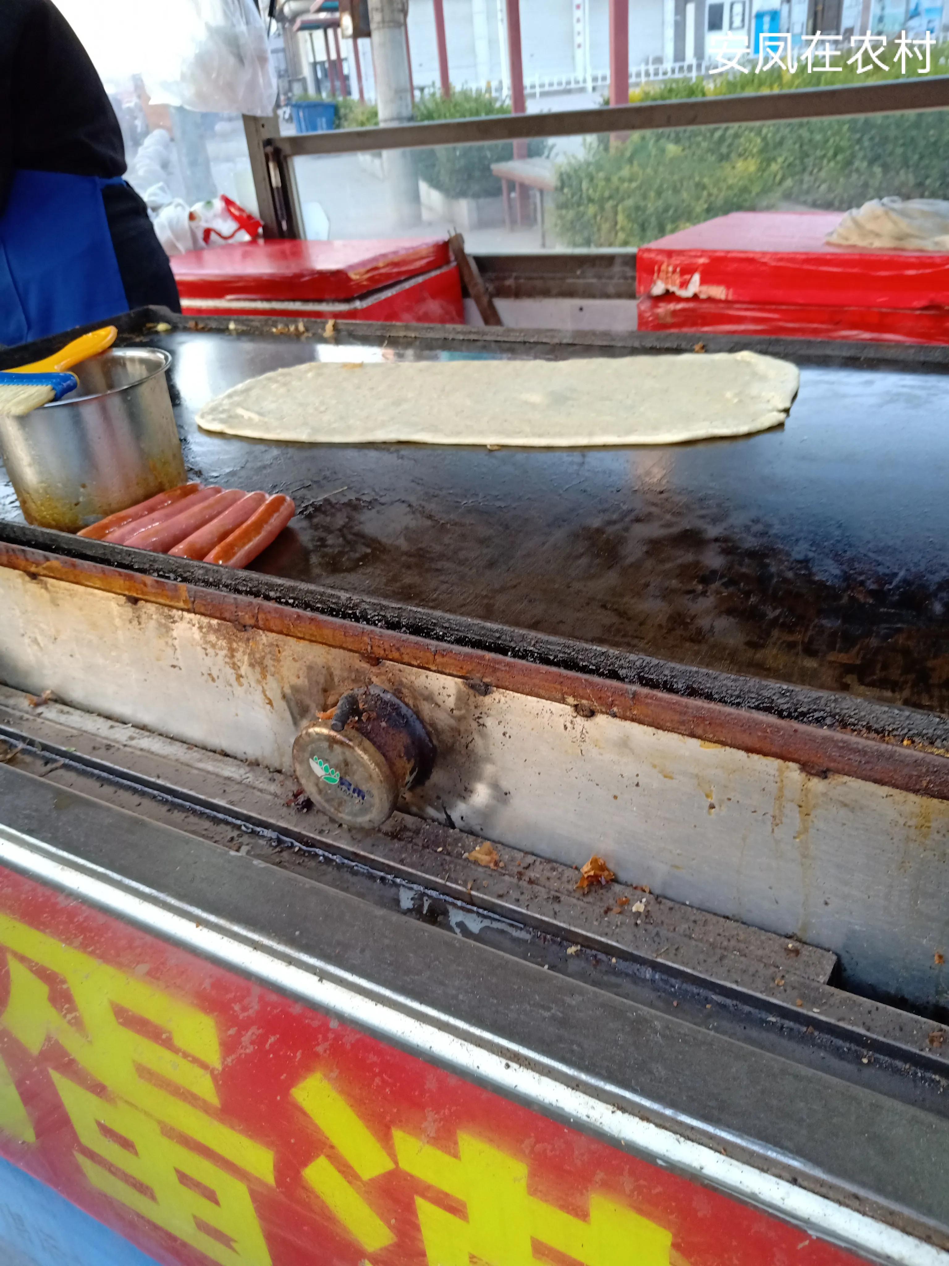 当下最赚钱的小吃生意,一年四季地摊小吃生意最赚钱