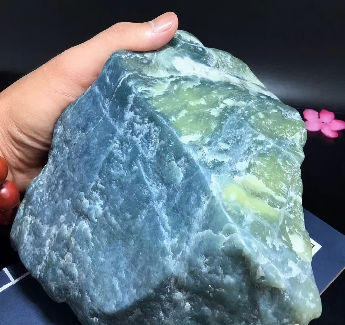 青黄口料值钱吗,黄口料价值多少钱一斤