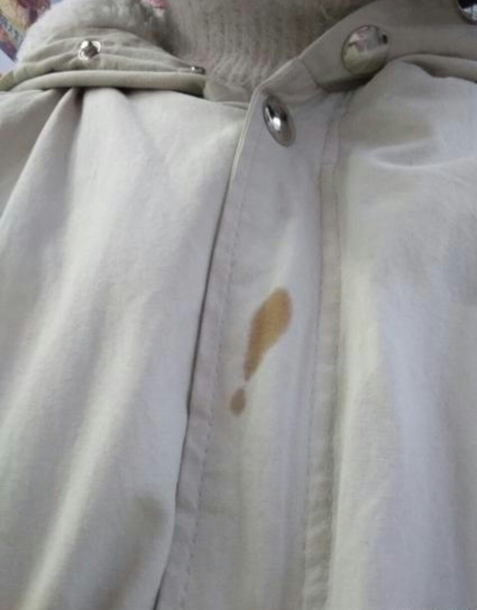 不建议用爽身粉的原因是哪些方面,如何正确使用爽身粉视频讲解一下