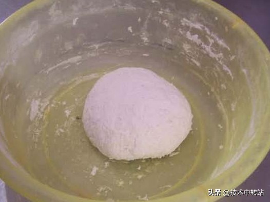 快速做油条的做法和配方的全过程,做早餐油条做法和配方的全过程