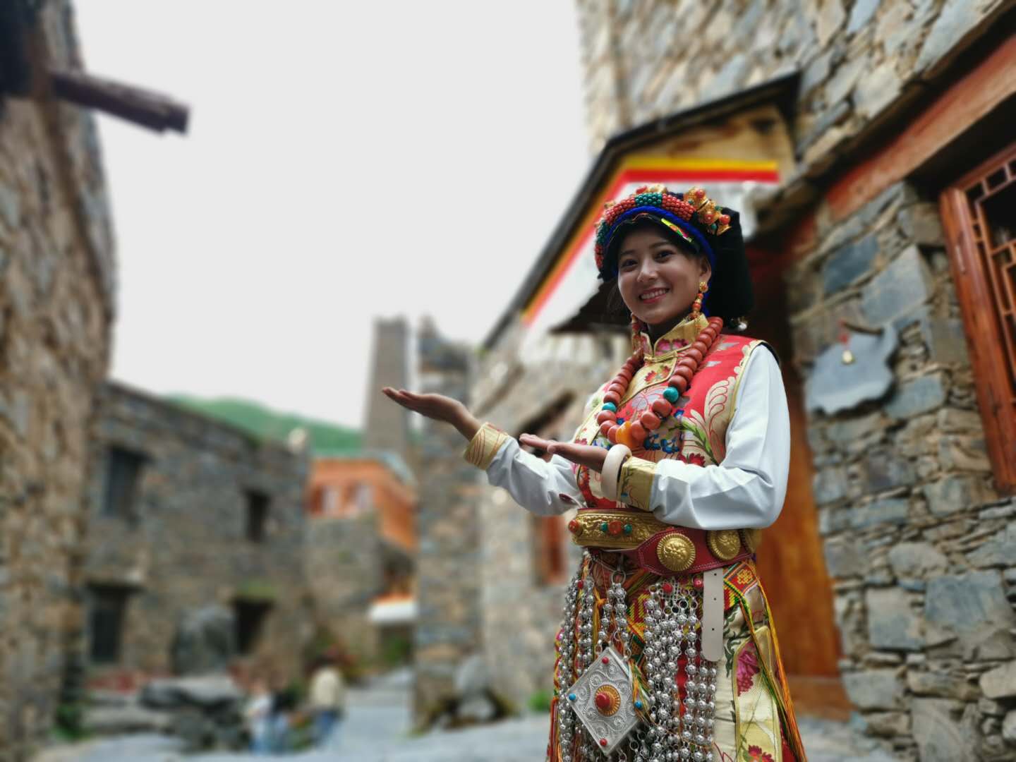 阿坝藏族羌族自治州碉楼,走进阿坝马尔康