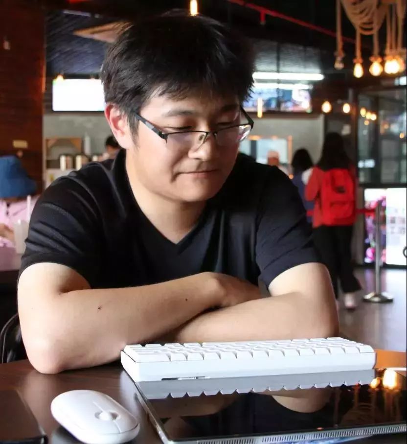 快来！华理小哥哥教你赢得科研竞赛的同时，做个有趣的人