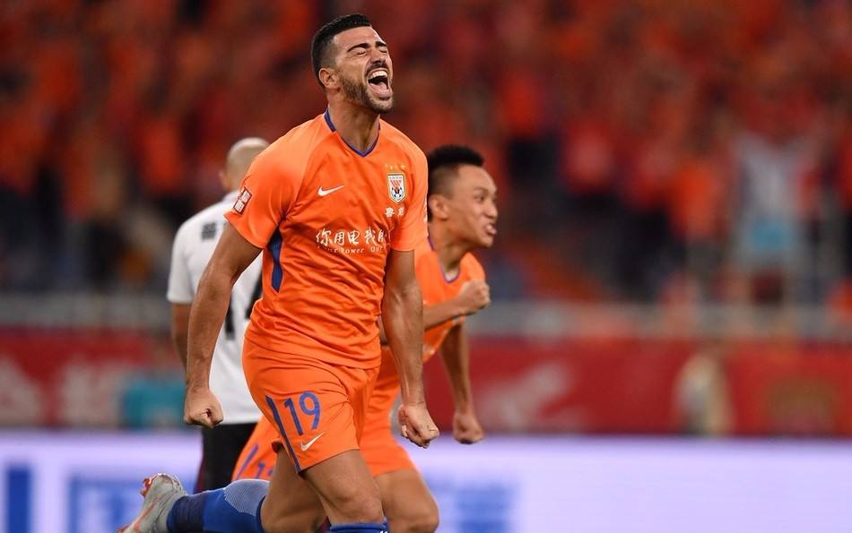 国足鲁能归化球员,鲁能对战巅峰时期的恒大