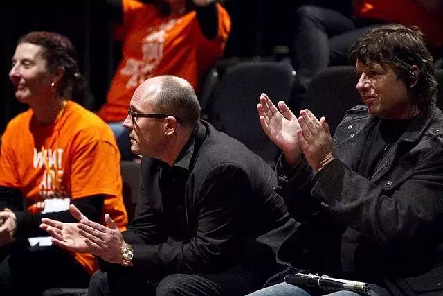 这是一部纯手工打造的电影，豆瓣高达8.9分，看完之后泪流满面