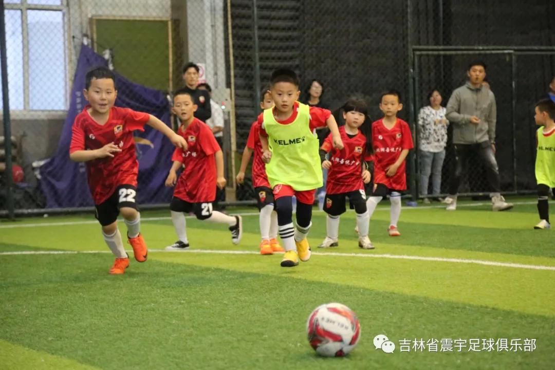 快乐童年足球队,快乐童年足球