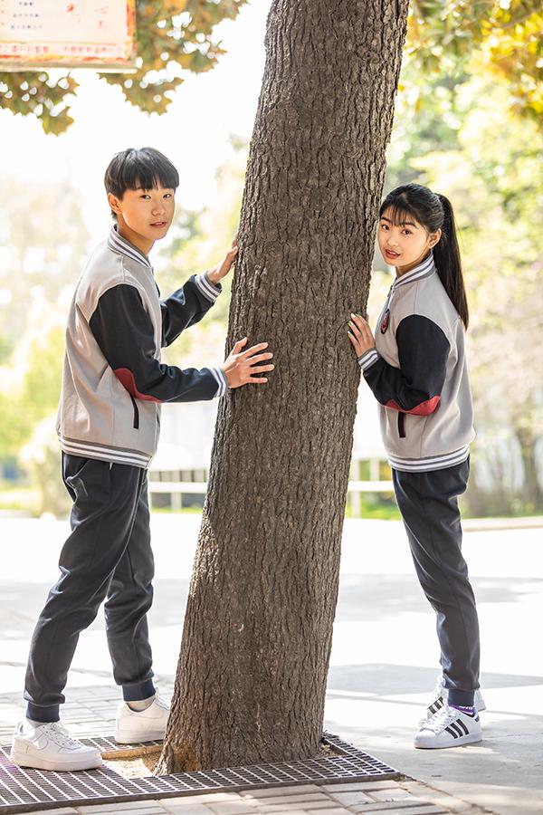 儿童针织马甲校服不起球,校服起球算质量问题吗