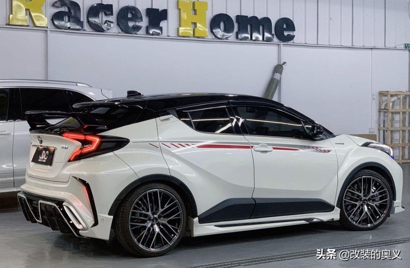 造型更前卫2分钟看懂全新丰田c-hr,改装经历分享