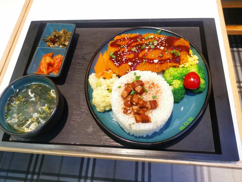 加盟铁板鸡扒饭费用,餐饮加盟铁板饭