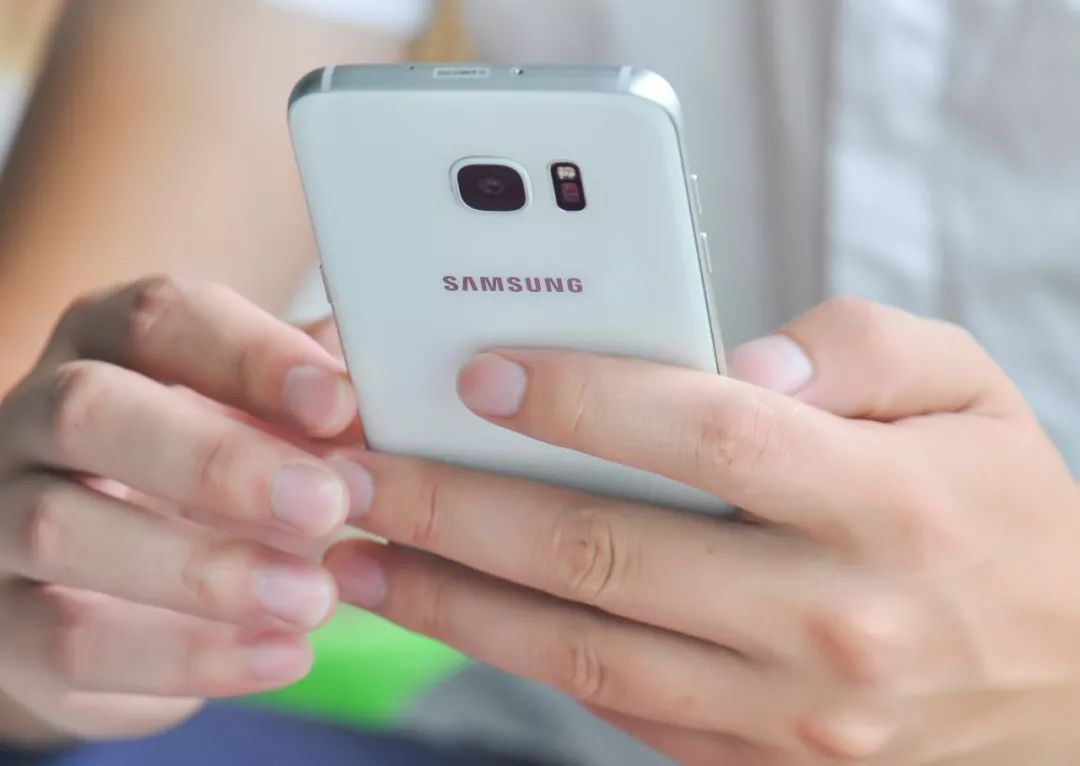 鏄熺矇,鏄熺矇鎶曠