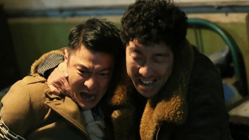 刘德华在娱乐圈是有多受人尊重,刘德华40年偶像魅力从未被超越