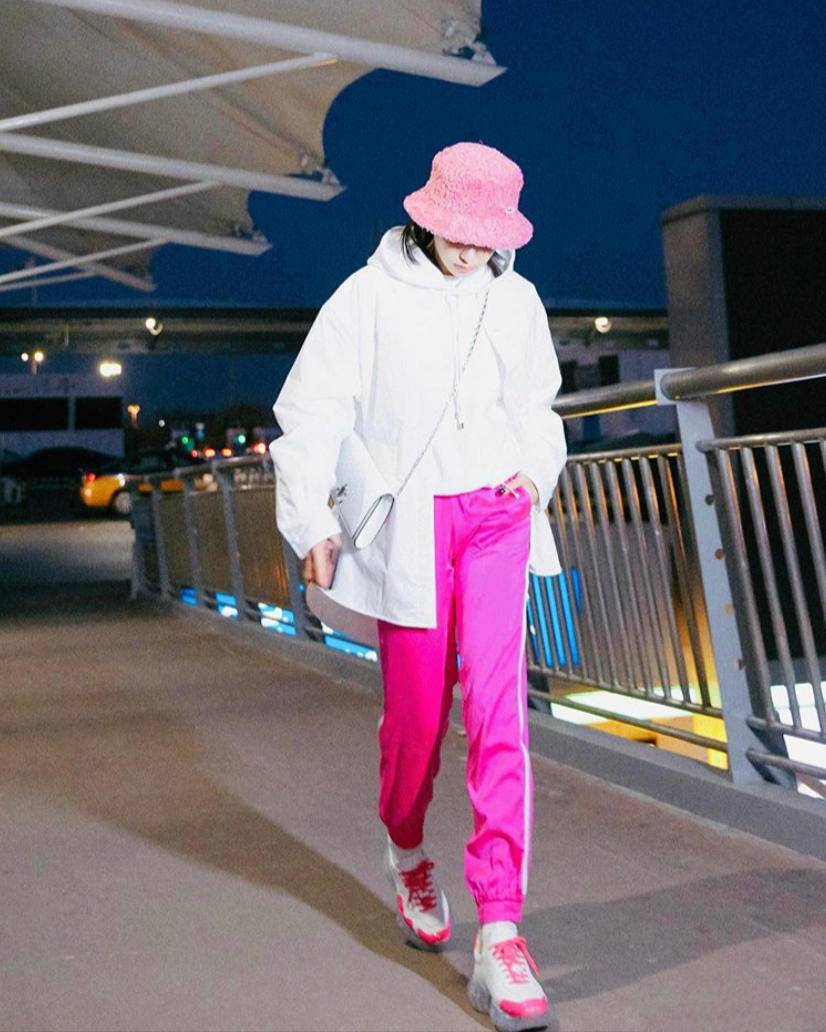 今年最洋气的阔腿裤垂感格子裤,百搭神裤阔腿裤显腿长拖地裤