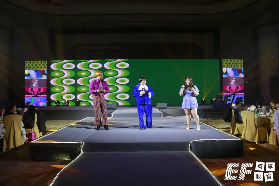 鑻卞瓪澶哄啝,鑻卞瓪娲诲姩鍥為【