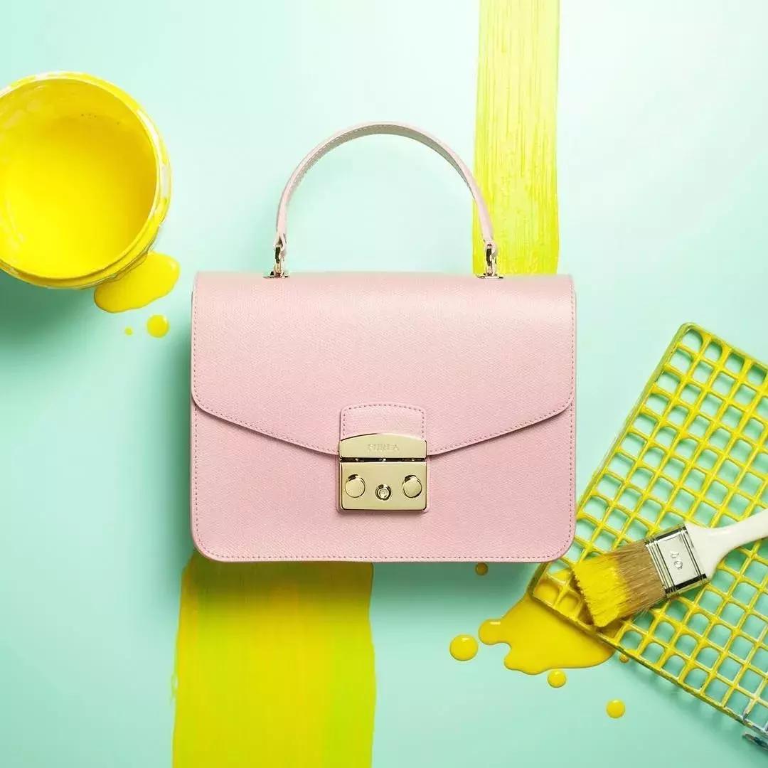 品牌女包包推荐网红款2022年新款,最近两年流行的包包品牌