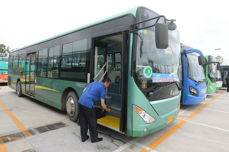 金沙滩啤酒城常态化运营，打造永不落幕的啤酒节