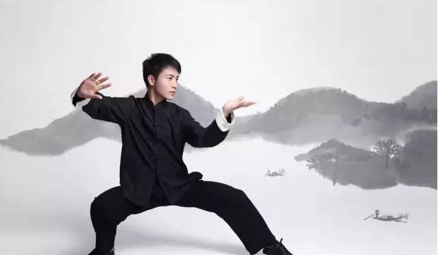 坐腿纠正骨盆,坐腿转胯的正确方法图解