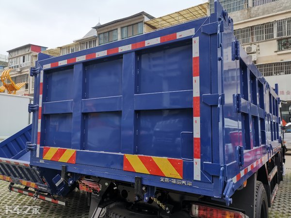 福田瑞沃es5渣土自卸车,合法装载2吨的轻卡