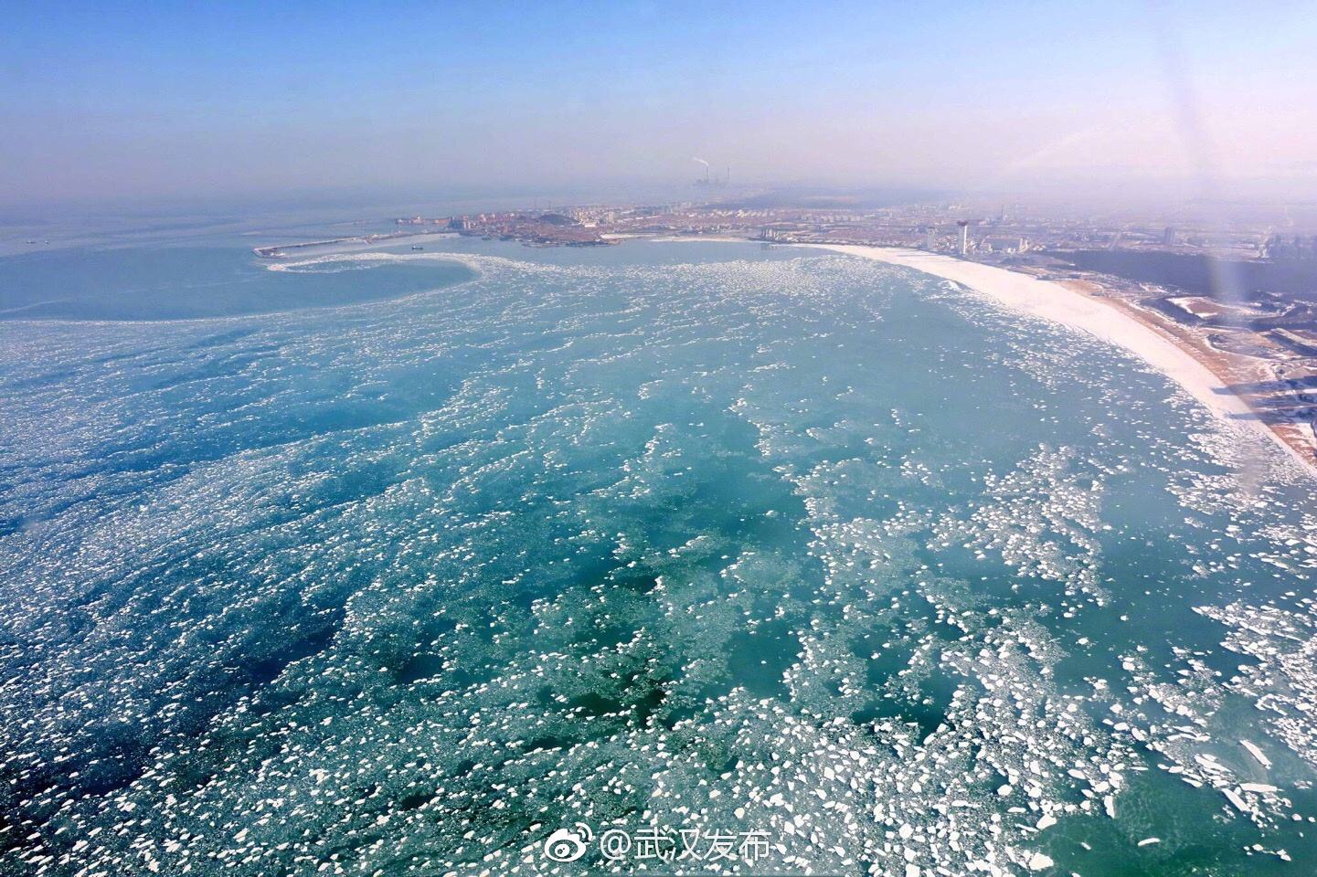 辽东湾海冰厚大的形成原因,辽东湾海冰期长原因